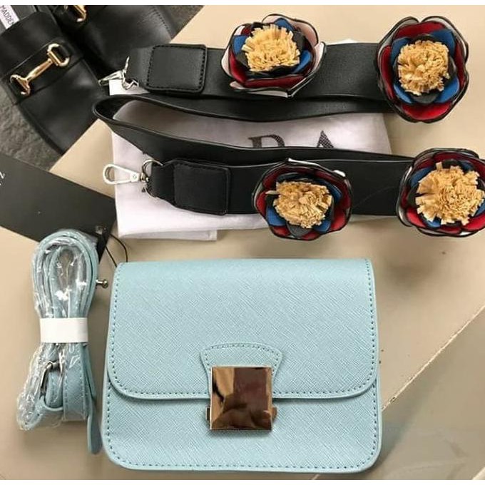 Yuk Di Order Kakak.. Tas Wanita Zara Original Floral 2Tali(Rantai&Floral),Supplier Tangan 1 -