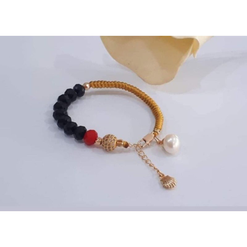Gelang Tali Mutiara Lombok