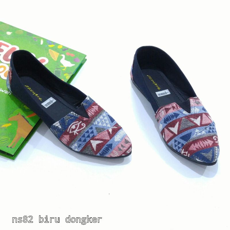 Borneo Sepatu Flat Flatshoes Ballerina Balet Bahan Kanvas  kode ns82