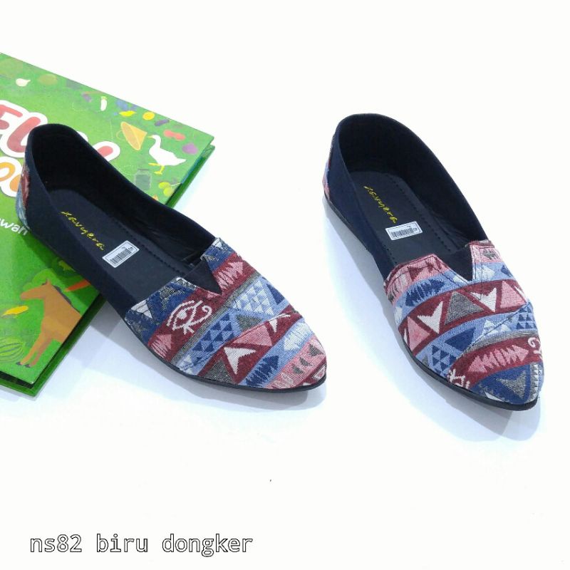 Borneo Sepatu Flat Flatshoes Ballerina Balet Bahan Kanvas  kode ns82