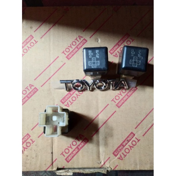 relay fuse box Corolla hitam