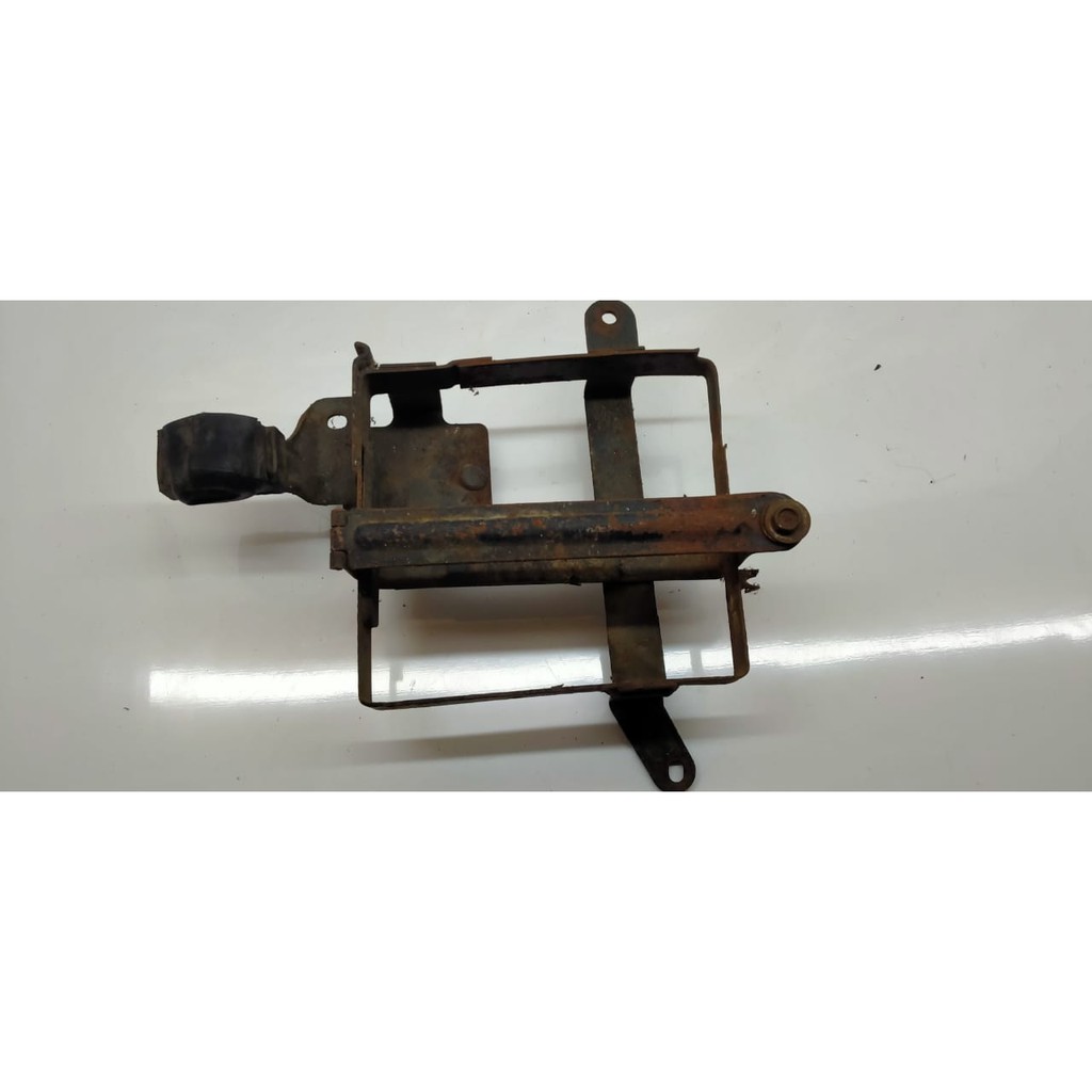 Besi plat pangkon aki dudukan wadah aki honda tiger lama 2000 originial