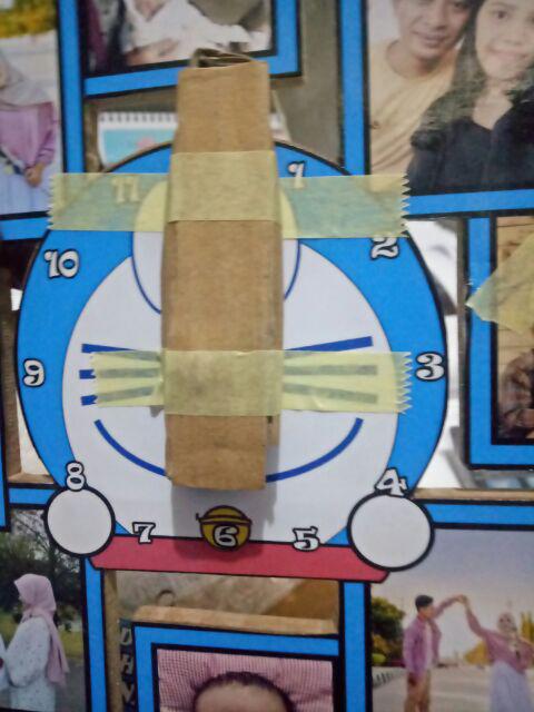 Jam Dinding Pigura Foto Karakter Kartun Doraemon Hadiah Kado Custom Ultah Ulang Tahun Wisuda Wedding