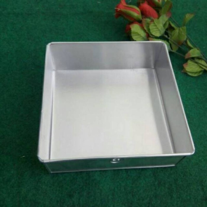 Loyang Kue Persegi Alumunium Segi Oven Tangkring Bakeware Oven - 24 x 24 x 6 cm