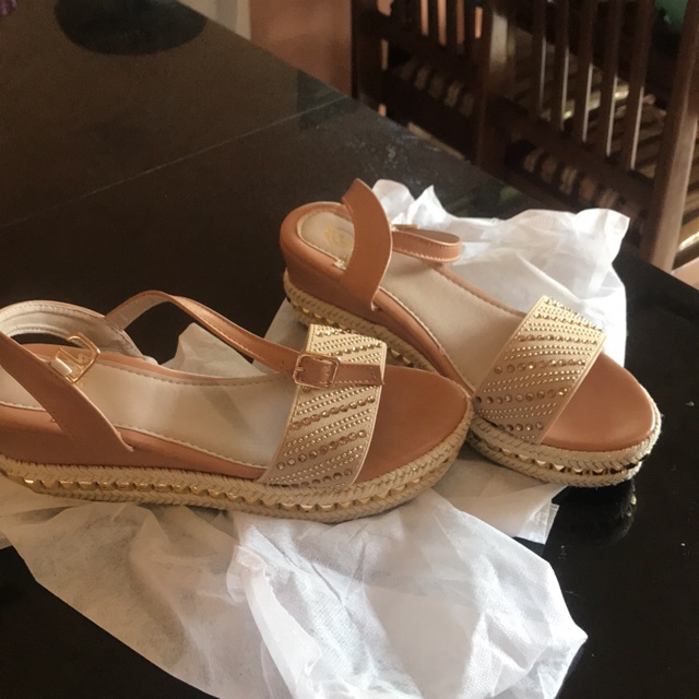 Sandal wedges merk fresha