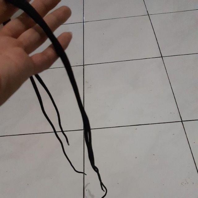 Tali Sepatu Bulat Dan Pipih ( 1 Pasang )