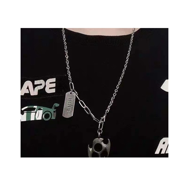 Api kalung temperamen pribadi gaya dingin kalung hip hop gaya Eropa dan Amerika berlebihan kalung pr