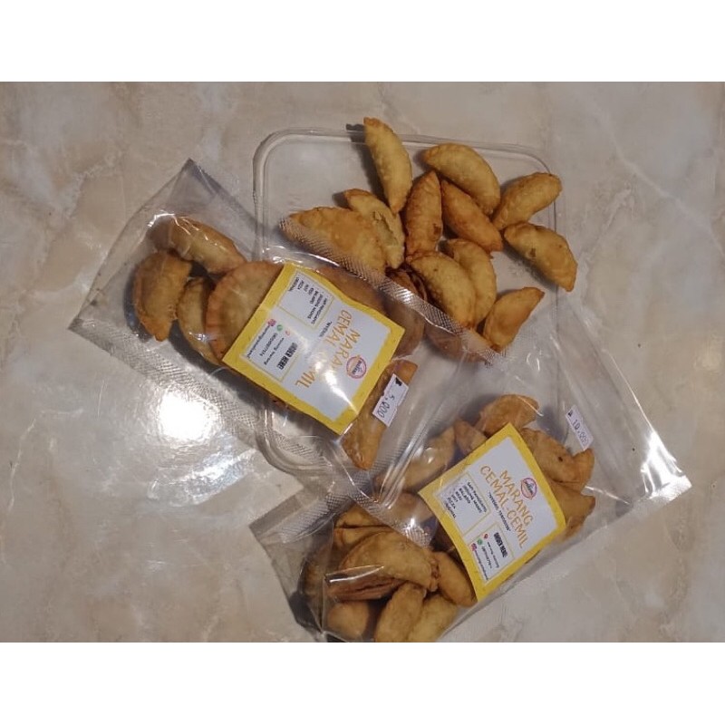 

Pastel Mini Isi Abon #marangcemalcemil