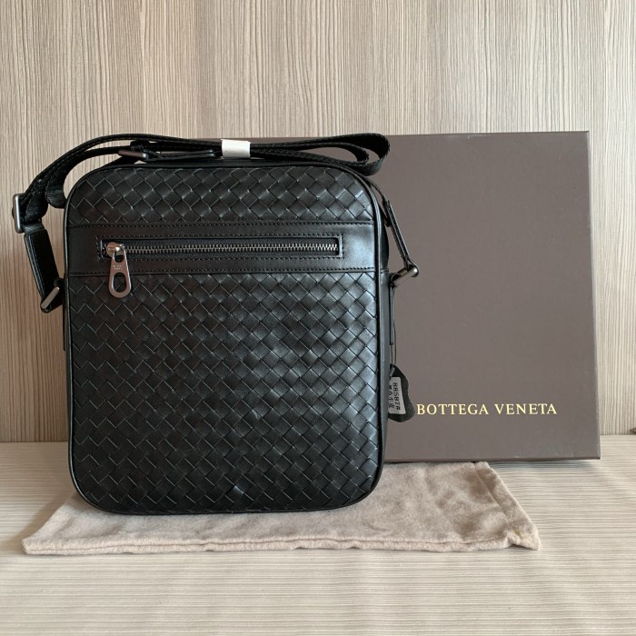 TAS SLINGBAG PRIA TAS SLEMPANG PRIA KULIT IMPORT ANYAMAN HITAM