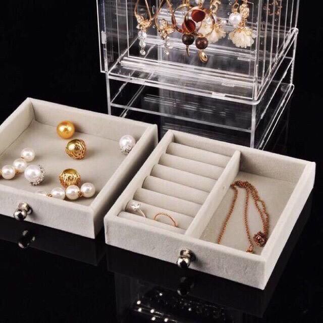 Rak Organizer Aksesoris Acrylic anting,gelang,kalung, bros, dkk.