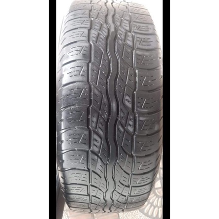 . BAN MOBIL SECOUND 215/60 R17 Bridgestone.