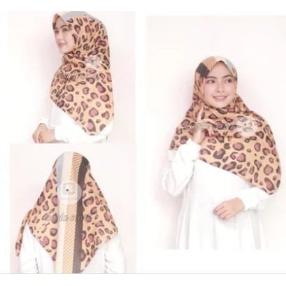 Jilbab hijab segi empat voal square motif leopard macan