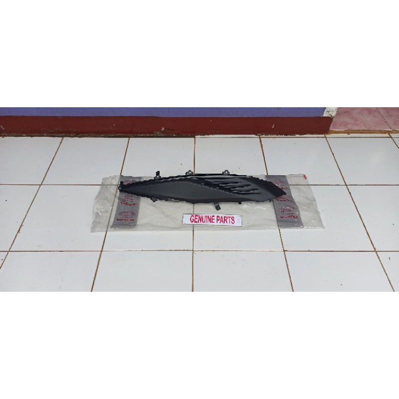Sambungan Body Kanan Vario 110 Fi Led 83550-K46-N00ZA Orginal Ahm