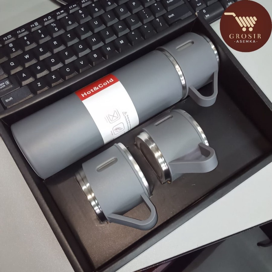 Termos Vacuum Flask Gift Set Hampers 500ml  Cangkir Set