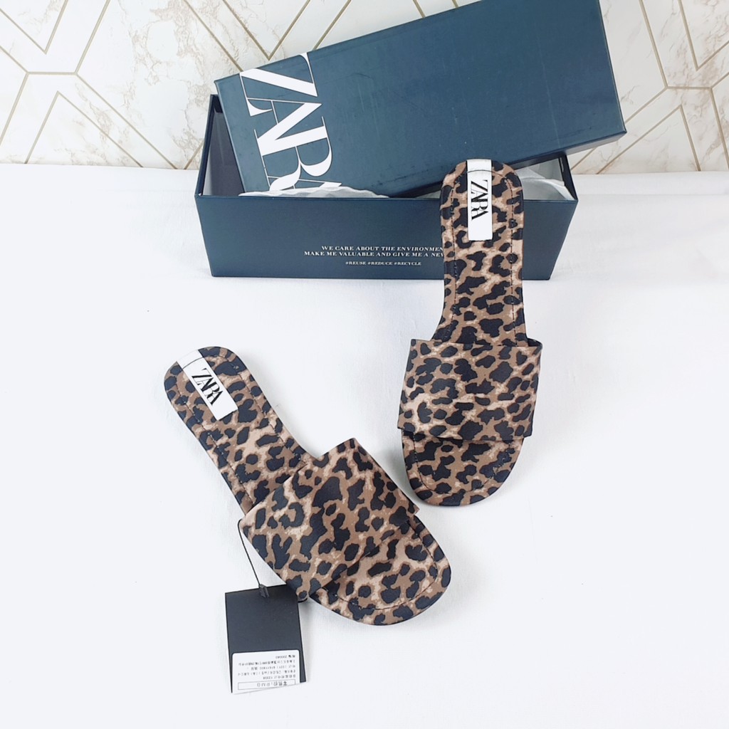 ZR Leopard Flat Sandals