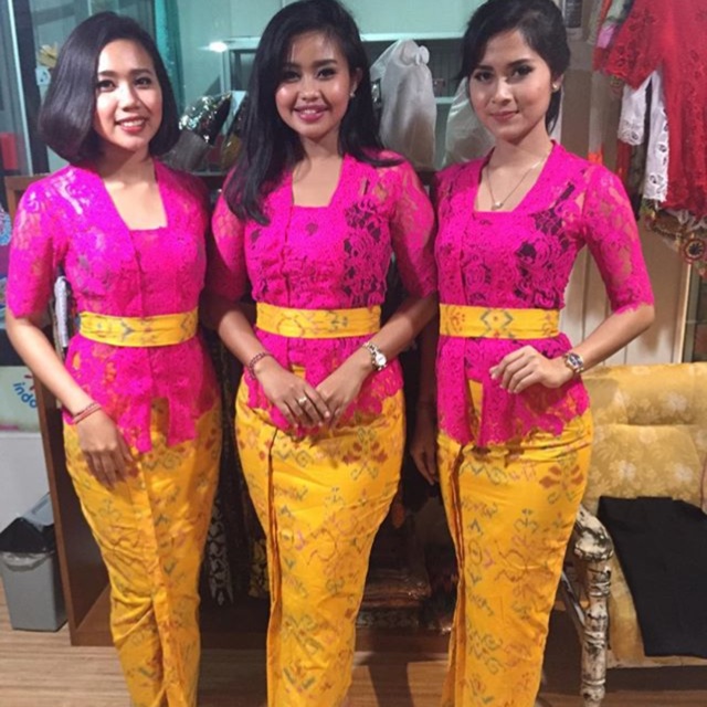 Set kebaya jadi kutubaru