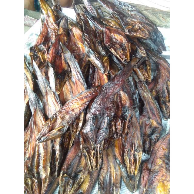 

500 GR IKAN asap (LELE) / ikan Salai (sale)