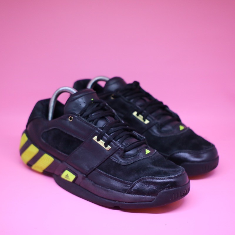 ADIDAS GIL ZERO MID (SECOND)