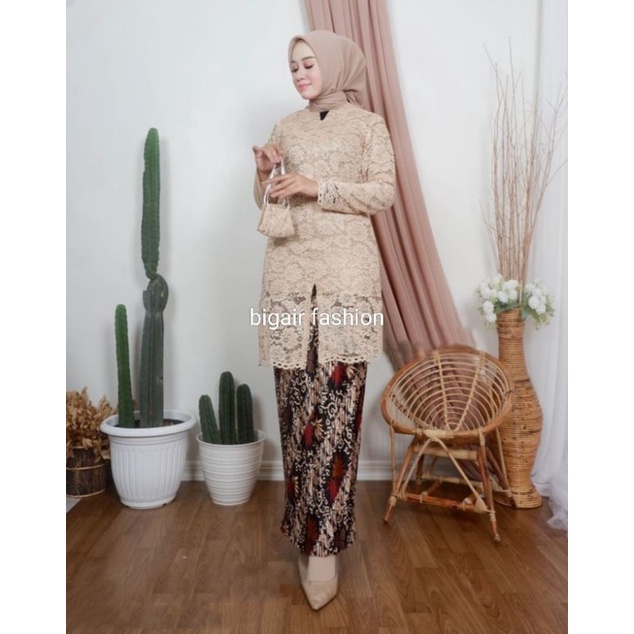 KEBAYA TUNIK BRUKAT MODERN SETELAN KEBAYA TUNIK BRUKAT RESLETING DEPAN KEBAYA TUNIK BRUKAT KEKINIAN KEBAYA TUNIK PESTA KEBAYA WISUDA KEBAYA LAMARAN BY BA