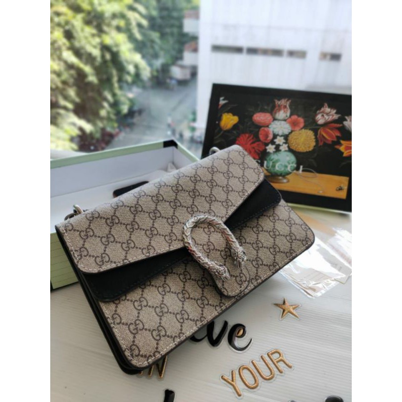 Tas Shoulder Bag Gucci Dionysus Size Small