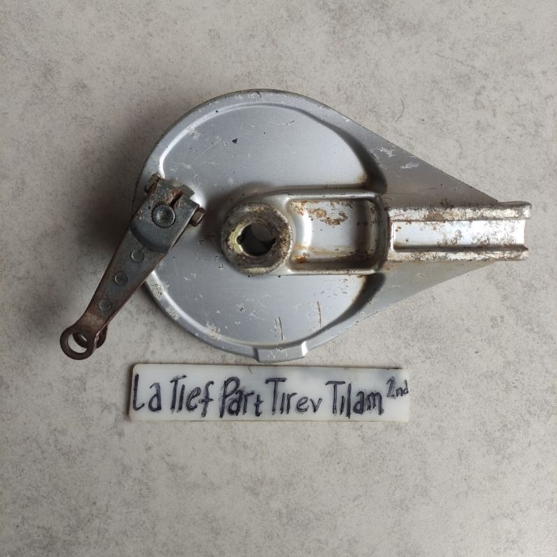 Tutup tromol tiger 2000 original