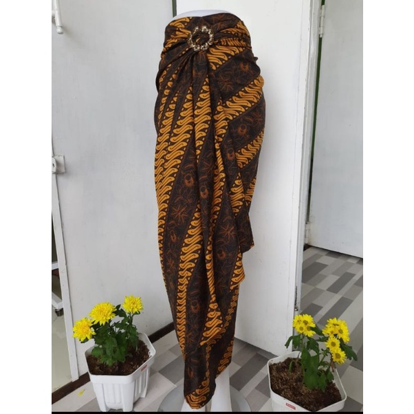 Rok lilit kain batik bahan silk sanwos