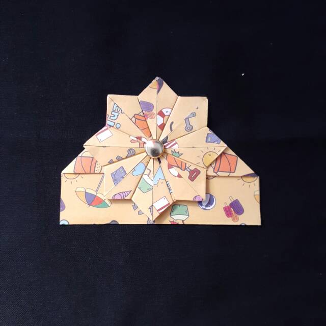 

Bookmarks origami / pembatas buku