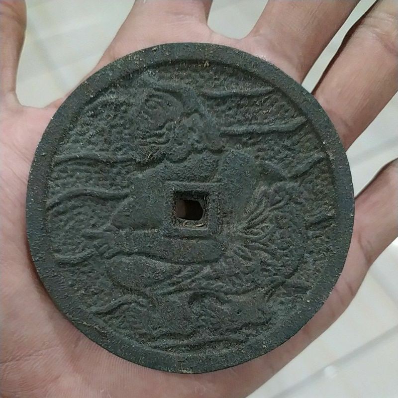 Koin antik gobog uang kuno