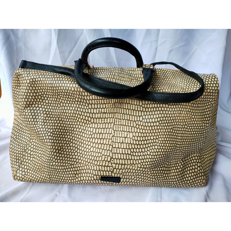 Rouge and Lounge preloved bag sale