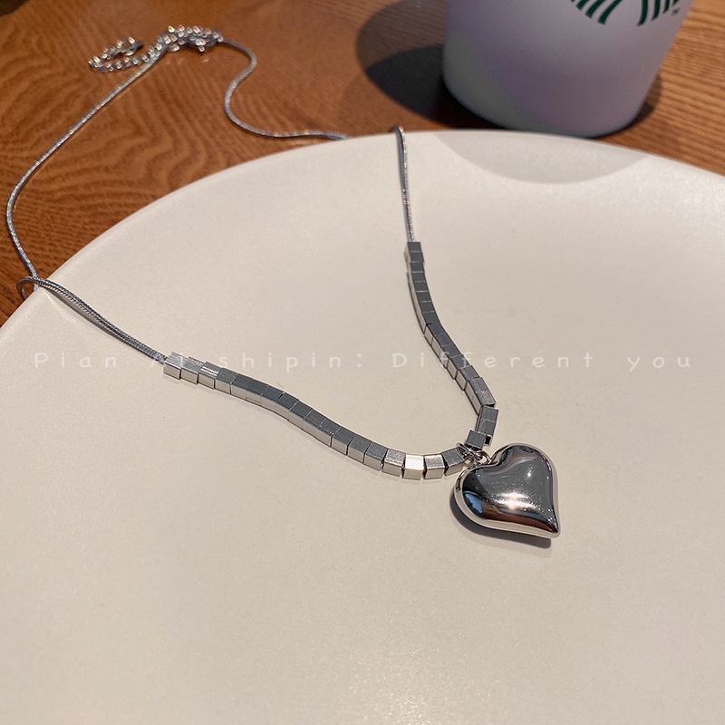 Kalung Rantai Clavicle Simple Trendy Warna Silver Untuk Wanita