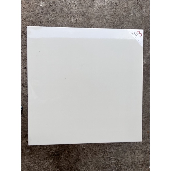 KERAMIK LANTAI MUSTIKA BUTER 60x60 kw1