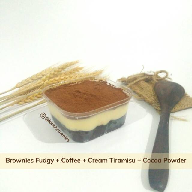 

Dessert Box / Tiramisu Brownies Box Small