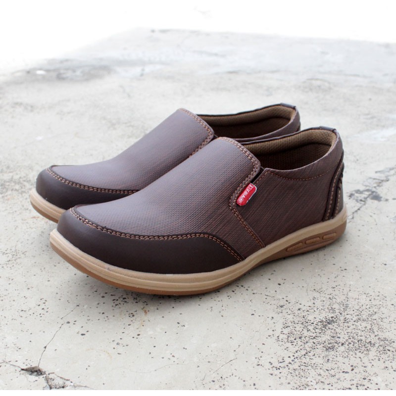 Sepatu Slip On Pria Model Casual Terbaru FA 01