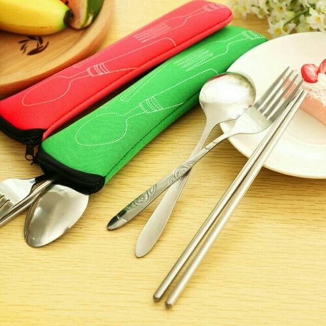 Souvenir pernikahan sendok garpu sumplit