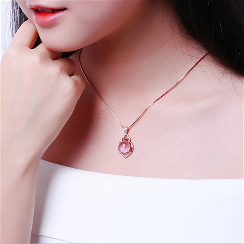 [Ready Stock]Fashion Rose Gold Plated Necklace Pink Crystal Love Heart-Shaped Rose Quartz Pendant