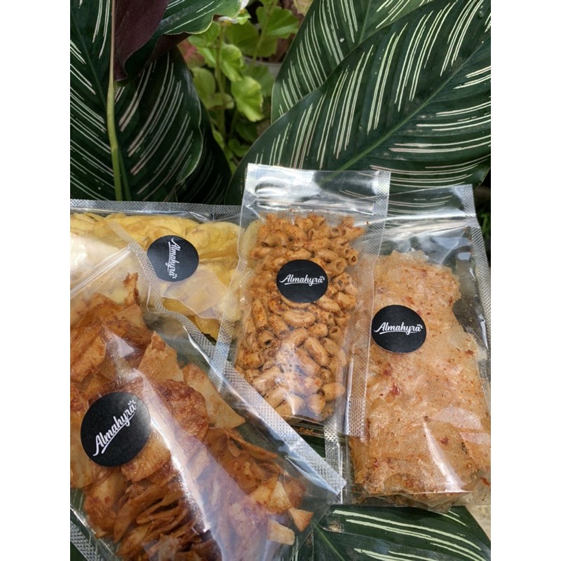 

bundel cemilan(package hampers)