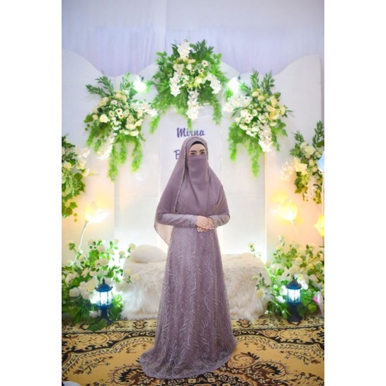 Gaun akad syari/ wedding syar'i
