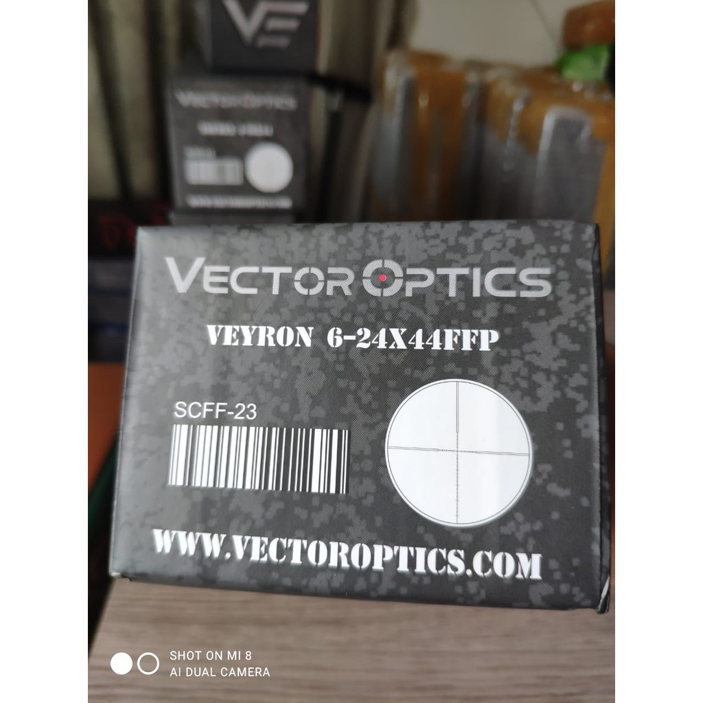 TELESCOPE VECTOR VEYRON 6-24X44 FFP TERBARU