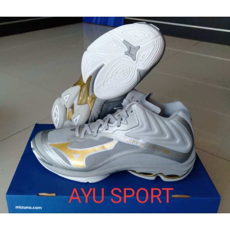 Sepatu Voli Mizuno Wave Lightning Z6 Mid/ Mizuno Wlz 6 MD 100% ORIGINAL