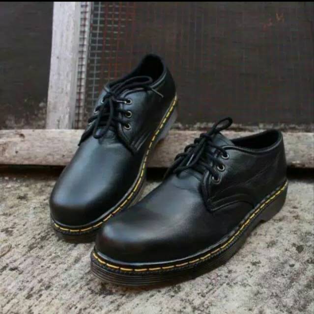 GRATIS ONGKIR ! SEPATU BOOT DOCKMART KULIT ASLI IMPORT MADE IN ENGLAND Import