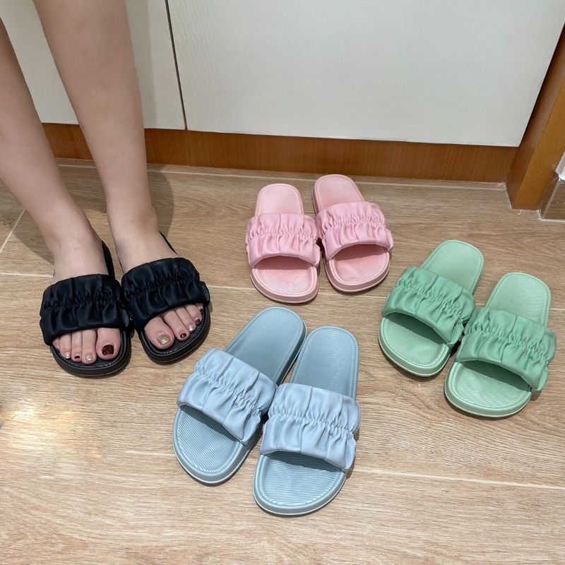 BLC Sandal Kerut Tengah V202