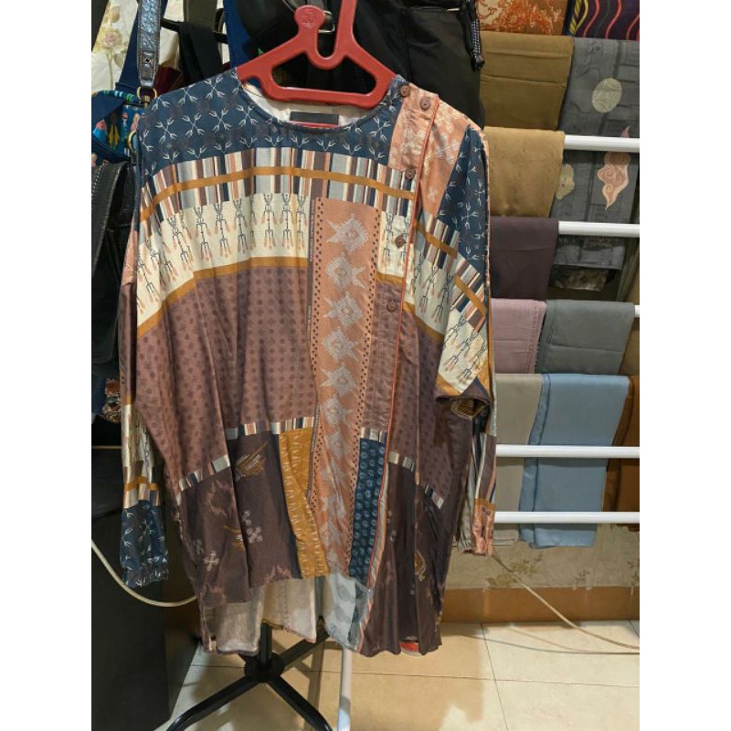 Preloved Maroon Printed Tamou cotton ink x ria miranda