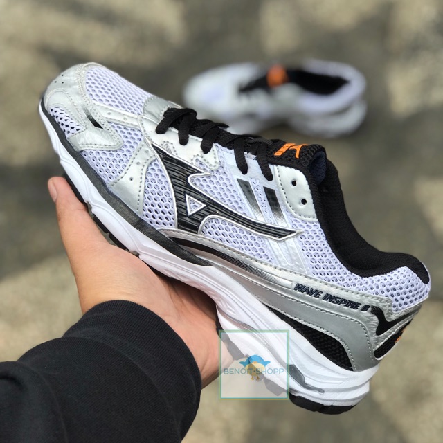 brooks wave inspire