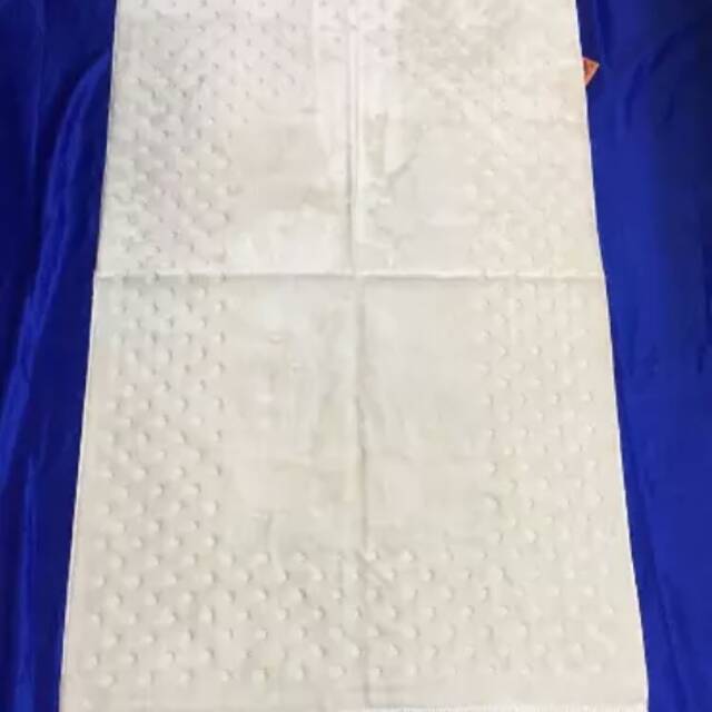 Sajadah tebal putih polos
