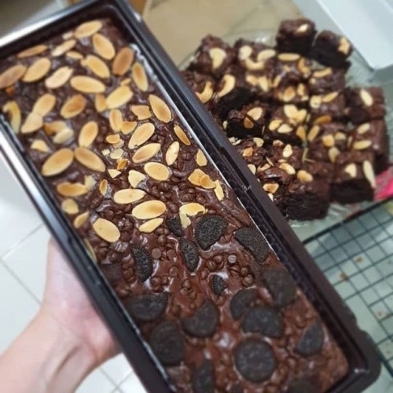 

COD GRATIS ONGKIR ANDYNA CAKE BROWNIES PANGGANG TOPPING 2 UK 20 X10 cm