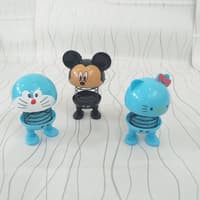 Hiasan Dashboard Mobil Doraemon Mickey Kitty Spring Bisa Goyang Lucu