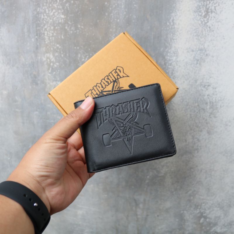 Dompet pria thrasher