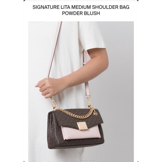 MK Lita medium sign powder blush