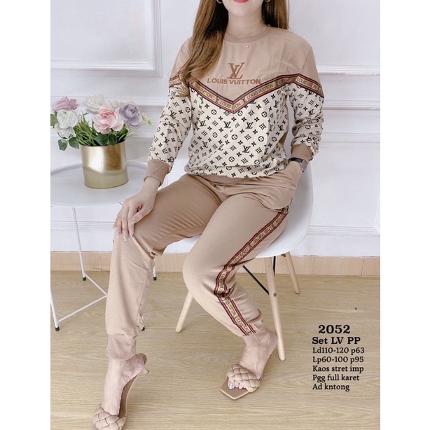 SETELAN WANITA IMPORT/SETELAN LV PREMIUM/SETELAN WANITA KEKINIAN/SETELAN WANITA TERBARU/SETELAN KAOS