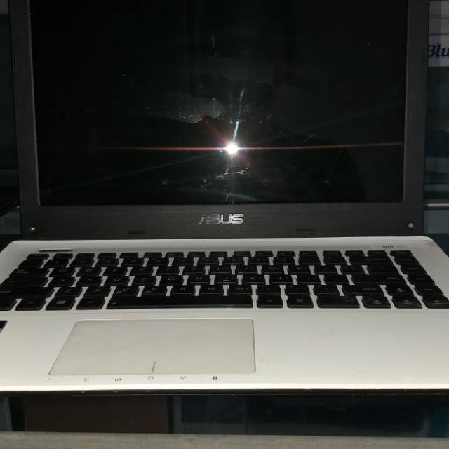Laptop New Second